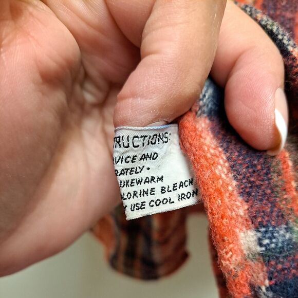 Mac Campbell Flannel Shirt Mens M Red Plaid Wool Blend Vintage XL 80s Hong Kong - Picture 9 of 11
